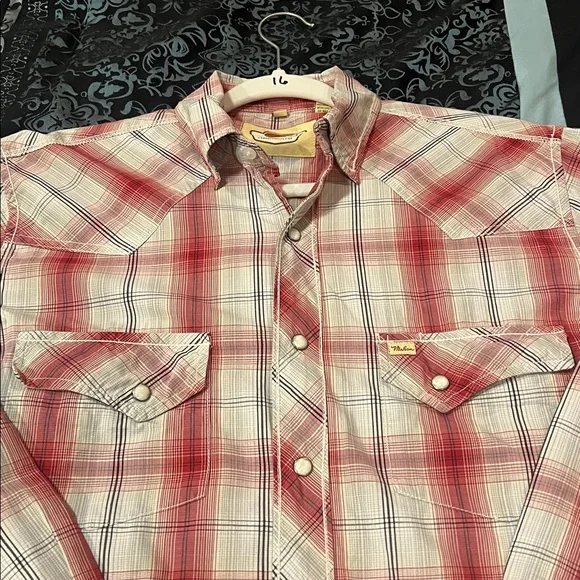 LARRY MAHAN MENS Red and White Plaid Button Down Shirt, nice, size small - Picture 3 of 7